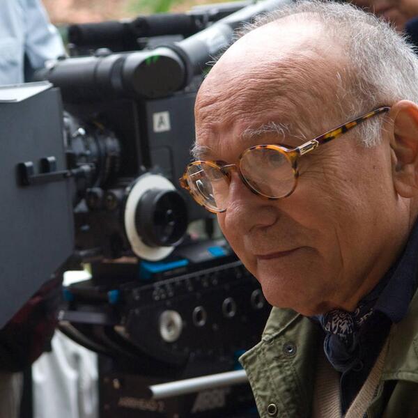Mario Camus